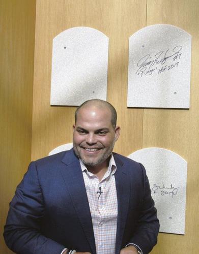 Local links: Ivan Rodriguez on the pressure of playing as a