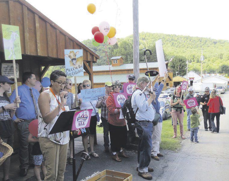 Cornell, 'Fair for All' seek Confederate flag ban at Delaware fair