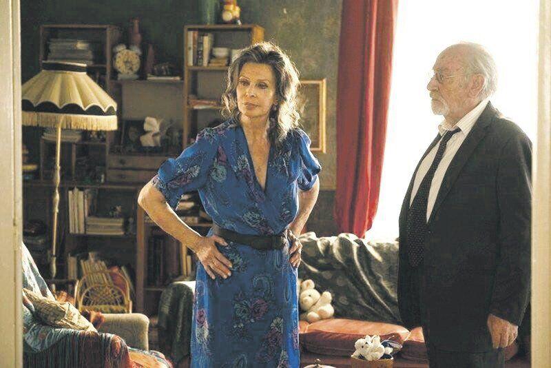 Movie Review Sophia Loren Returns To Movies With The Life Ahead Entertainment News Thedailystar Com Sophia loren's extensive career, passionate love affair with cary grant and lasting marriage to husband carlo ponti are explored in the new book, 'sophia loren: movie review sophia loren returns to