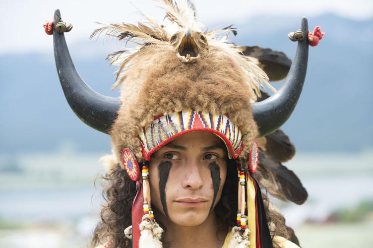 Yellowstone Officials: Rare White Buffalo Sacred To Native Americans 