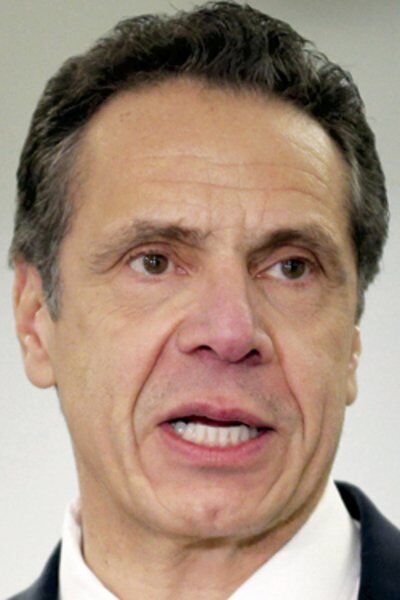 In choppy waters, Cuomo casts net for campaign cash