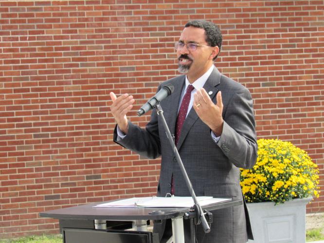 SUNY Oneonta unveils renovations with visit from chancellor | Local ...