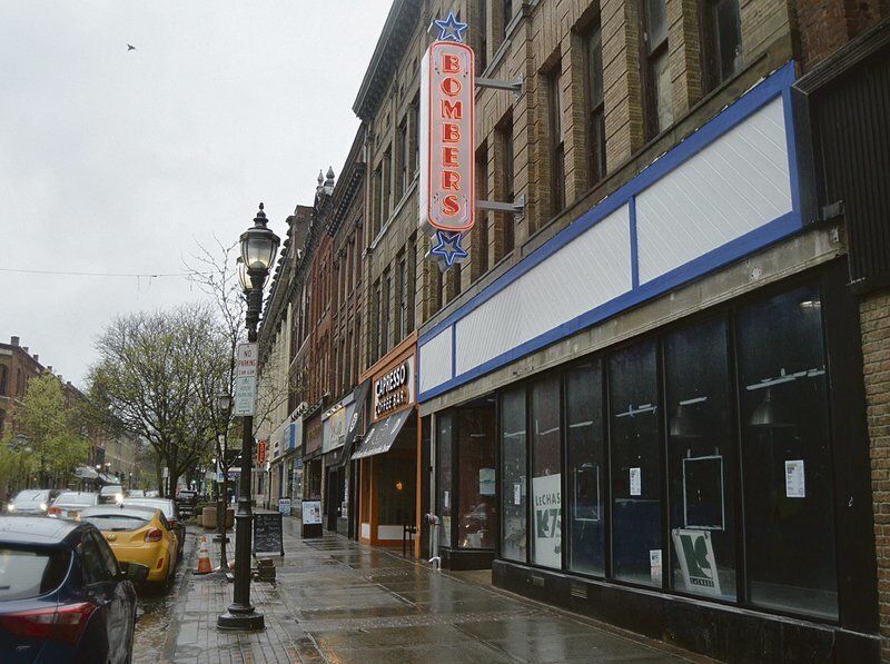 City waits on cutting stake in failed eatery