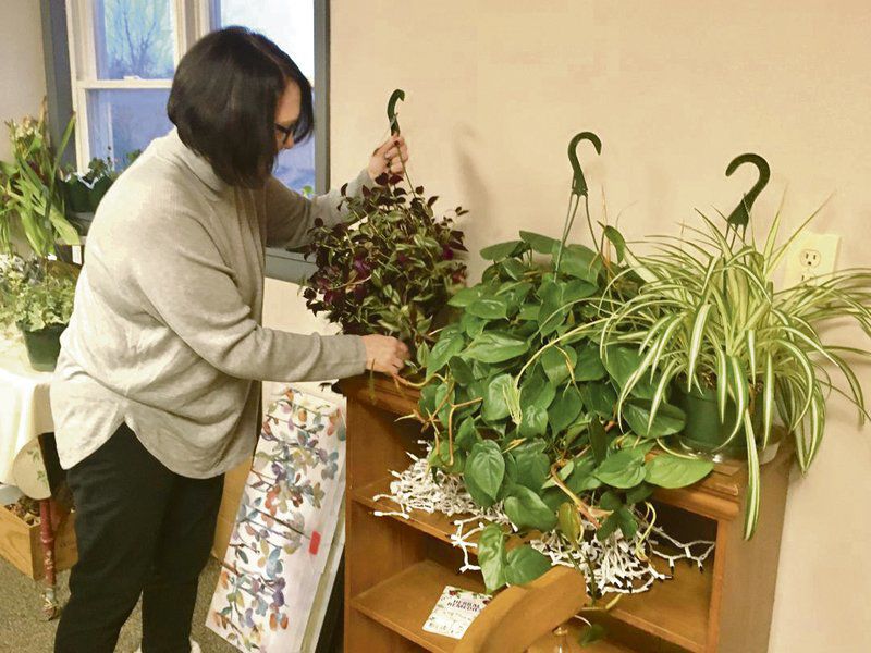 New floral shop owner's lifelong passion comes 'full circle'