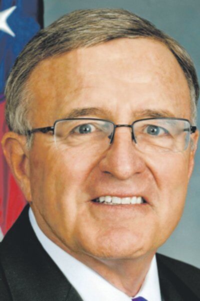 Ex-lawmakers take time using old campaign funds