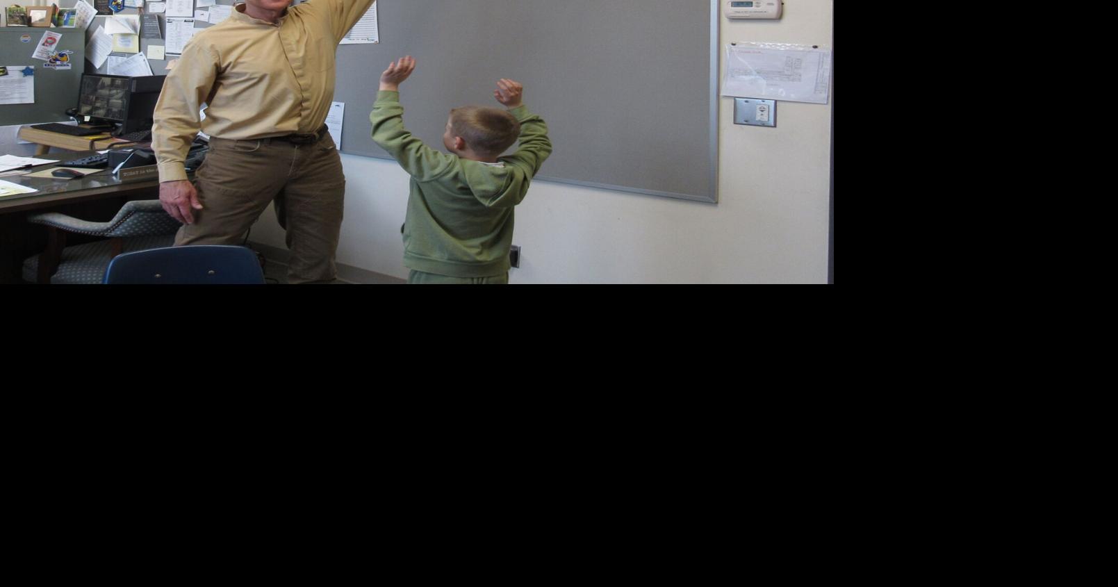 Valleyview Elementary School principal retiring after 22 years | Local ...