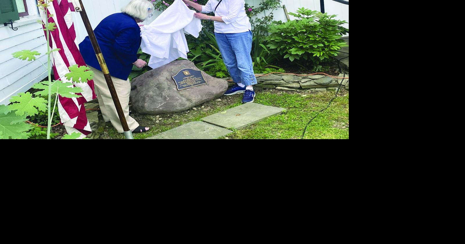Groups dedicates plaque to early Oneonta settler, Revolutionary War soldier