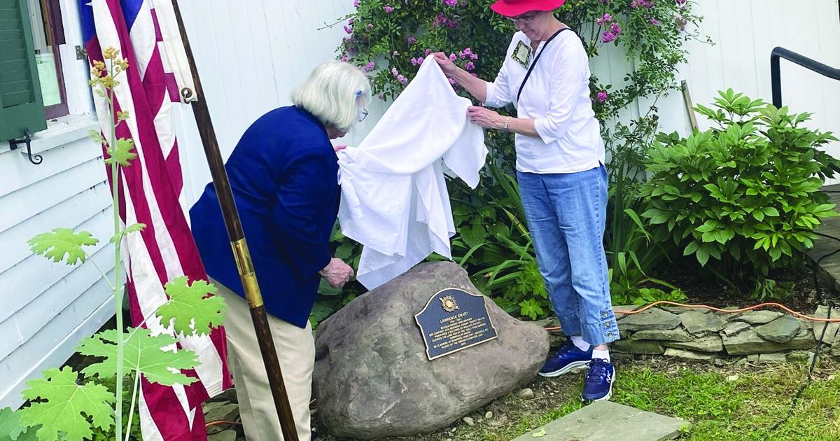 Groups dedicates plaque to early Oneonta settler, Revolutionary War soldier