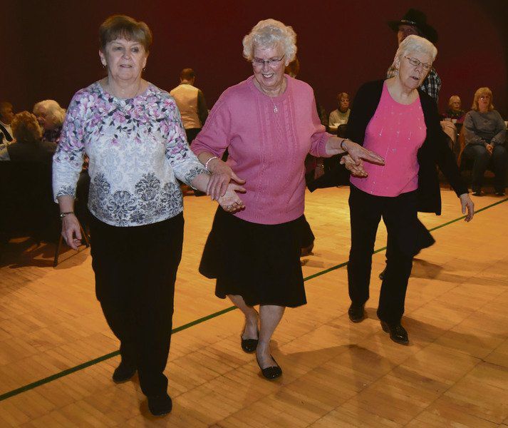 Club hosts first dances of 2020