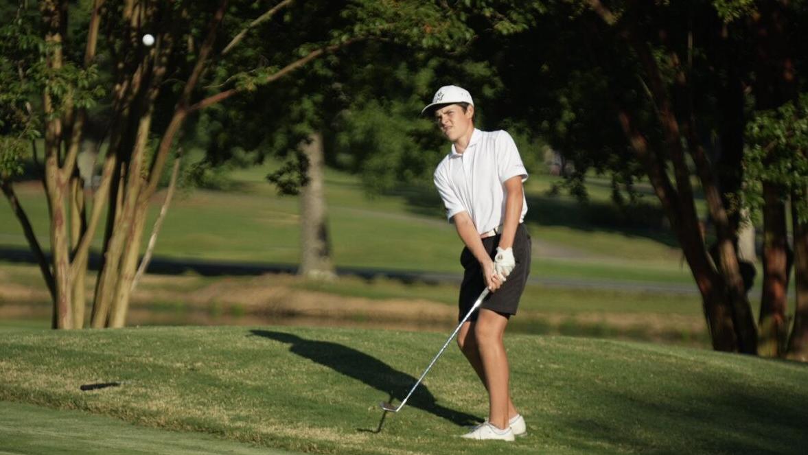 Maryville boys playing well, girls still learning in quad match at Green Meadows