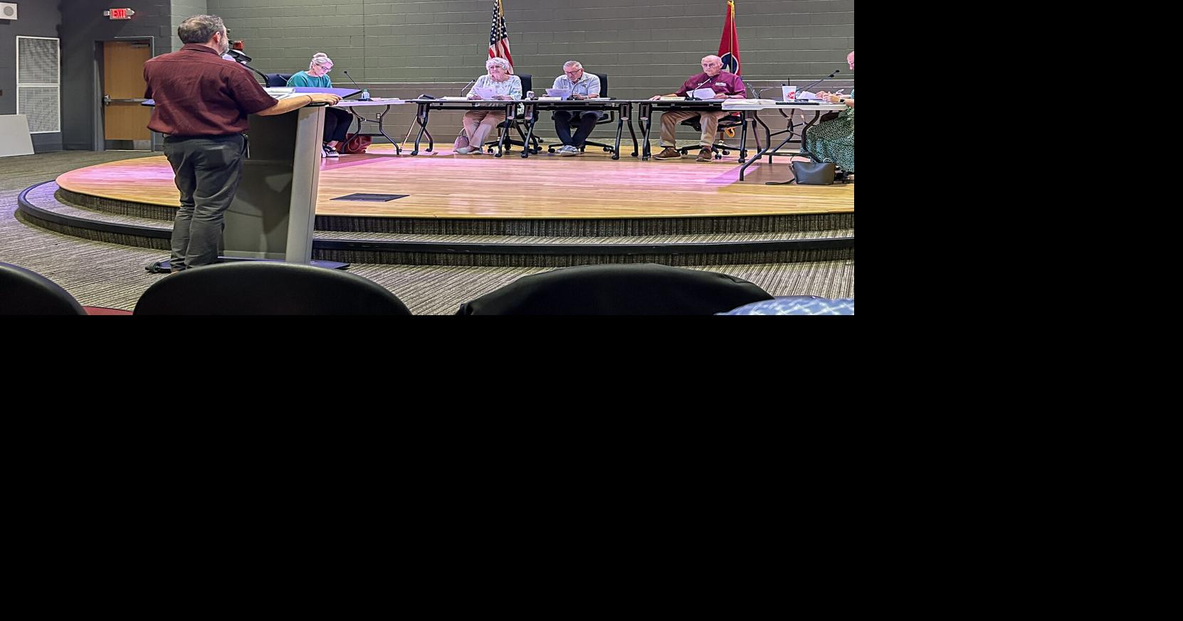 Alcoa School Board passes first reading of 34 policy changes