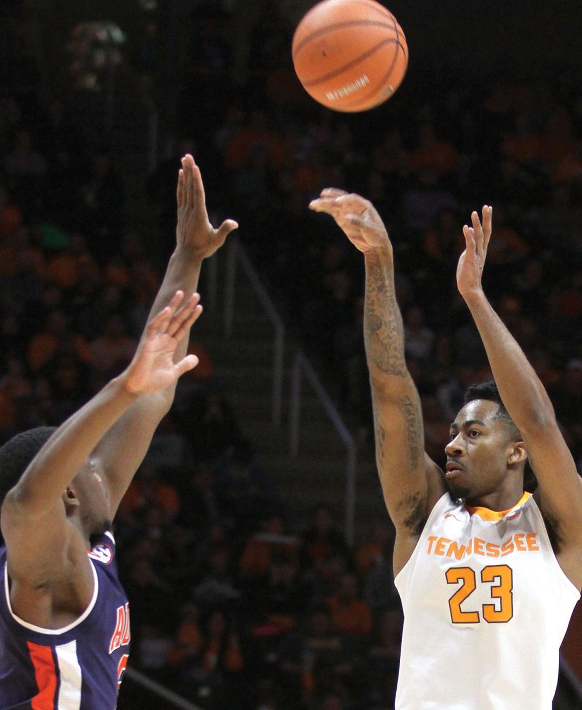 Bruce Pearl Auburn Hoping To Hang Another Sec Banner Sports