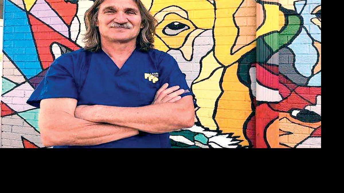 Dr Jeff Comes To Town Fundraiser To Help Spay Neuter Clinic Community Thedailytimes Com