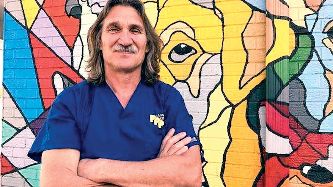 Dr Jeff Comes To Town Fundraiser To Help Spay Neuter Clinic Community Thedailytimes Com