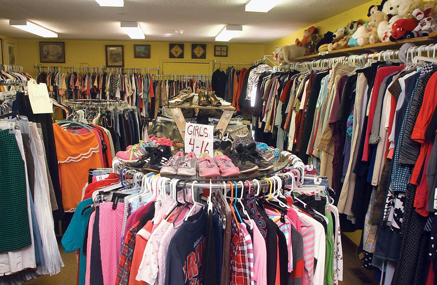 Hearts and Hands Thrift Shoppe supports scholarship fund ...