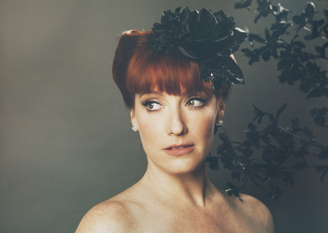 Former Sixpence singer Leigh Nash finds herself in quite the musical