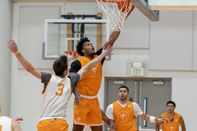 The Daily Times Ap Top 25 Men S Basketball Rankings Sports Thedailytimes Com