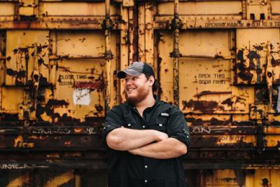 rising star luke combs stays true to his humble north carolina roots entertainment thedailytimes com
