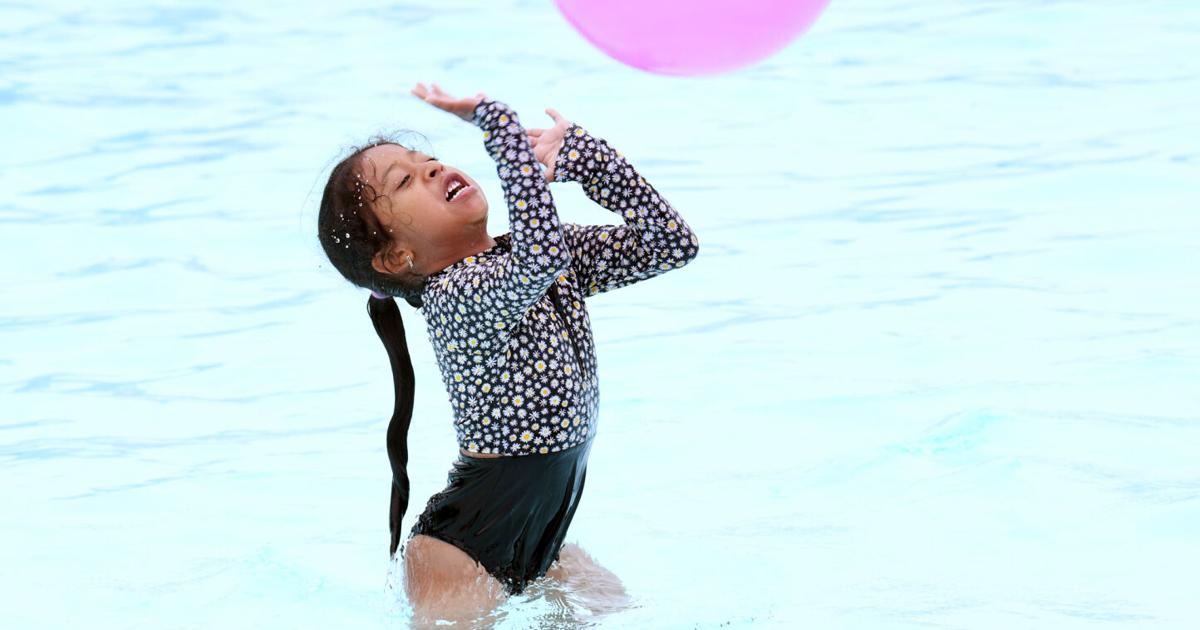 GALLERY: Springbrook Pool opens for summer | Gallery | thedailytimes.com
