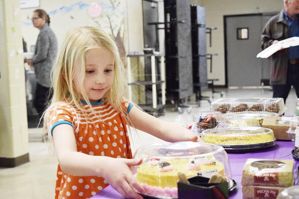 Montvale Elementary School celebrates One Book Blitz with Chocolatefest