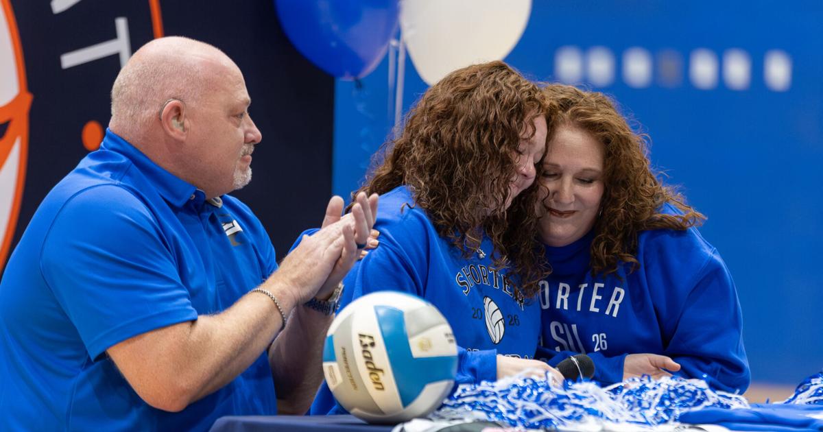 William Blount s Ava Ramsay Signs With Shorter Volleyball Sports william-blount-s-ava-ramsay-signs-with-shorter-volleyball-sports