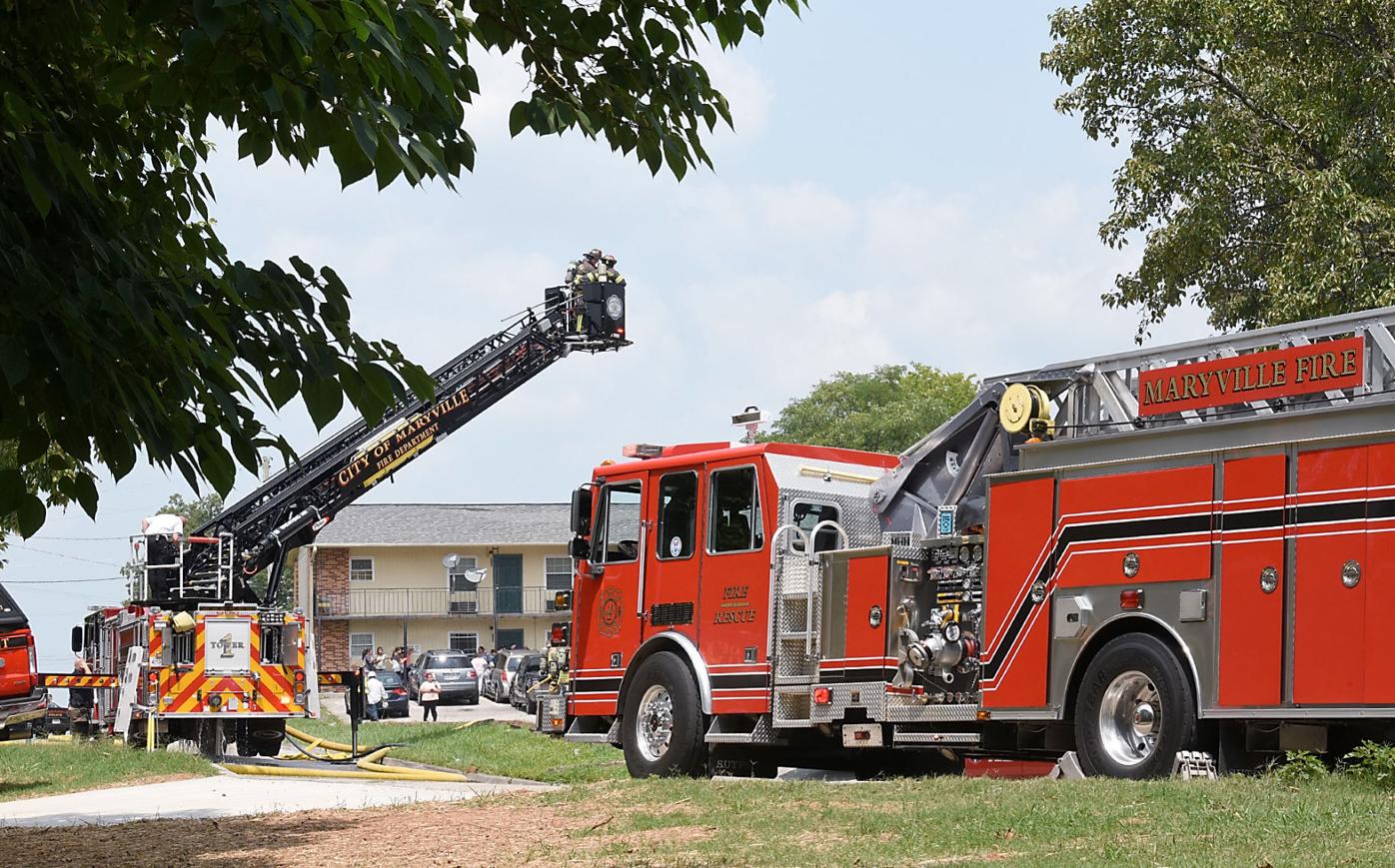 Three families displaced after fire at Maryville apartment complex