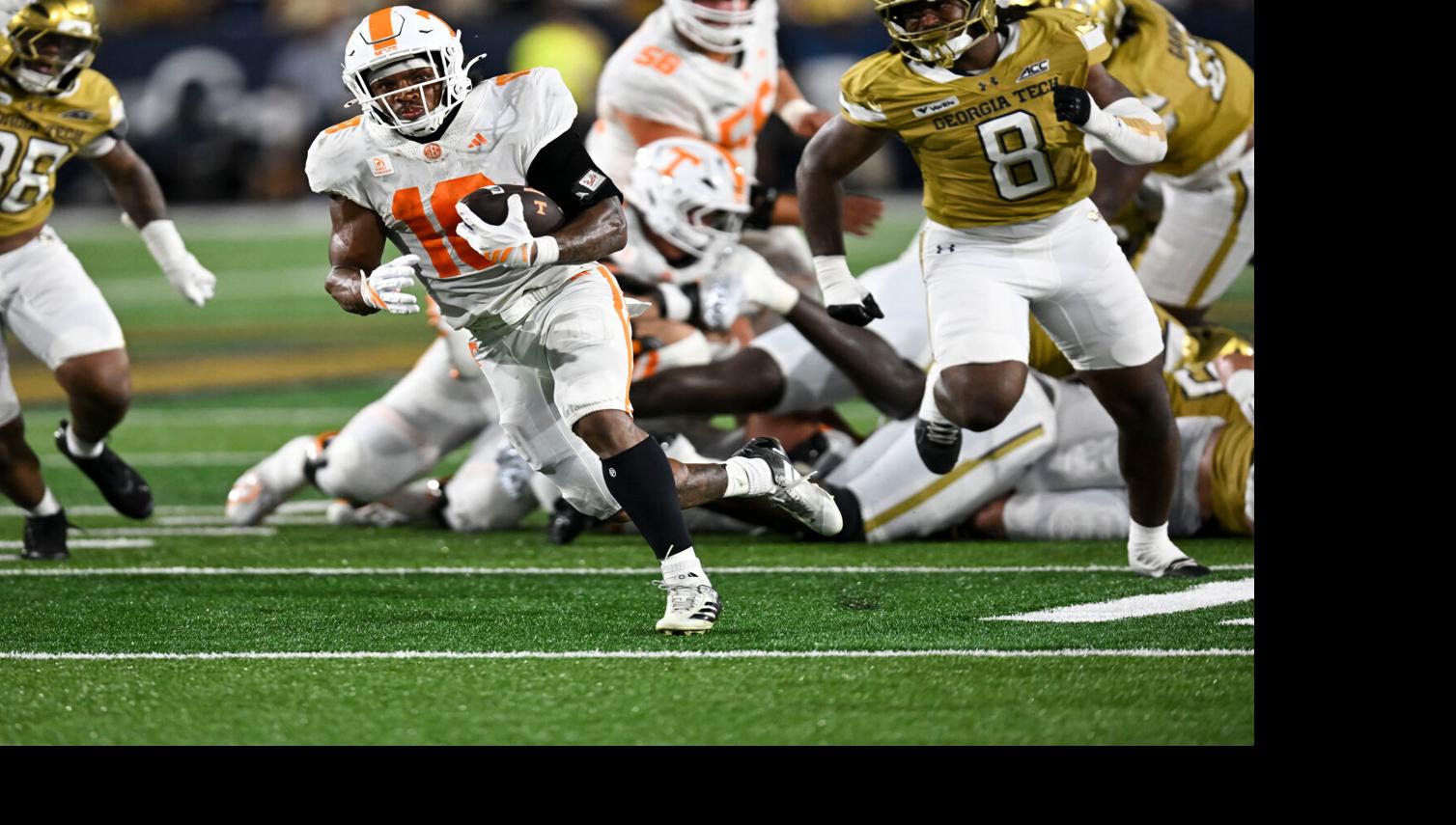 No. 18 Tennessee overcomes rocky start to put away Georgia Tech
