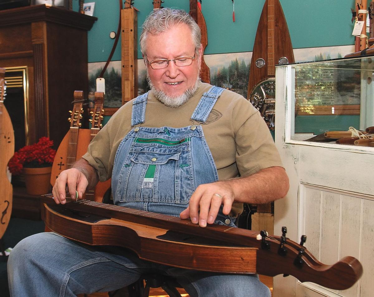 The Clemmers and others prepare for a festive weekend in Townsend