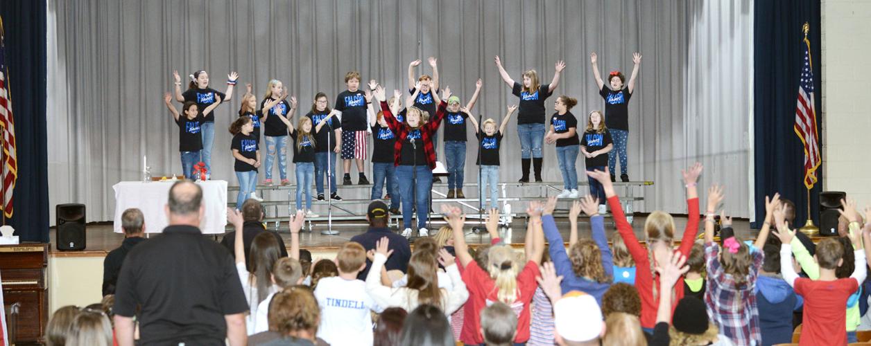 Friendsville Elementary honors veterans with parade in school News