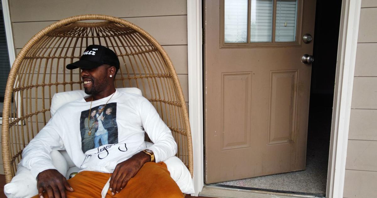 Einheit in der Komödie: Funnyman Ty Millz verwendet Lachen, um Verbindungen zu fördern – Maryville Daily Times Einheit in der Komödie: Funnyman Ty Millz verwendet Lachen, um Verbindungen zu fördern – Maryville Daily Times