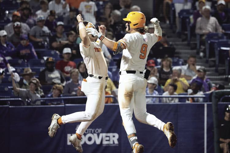 Tennessee baseball wins series against Florida heading into Vanderbilt