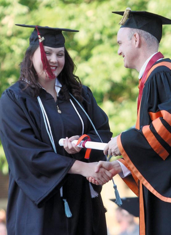 Ethier shares vision with Maryville College grads | News ...