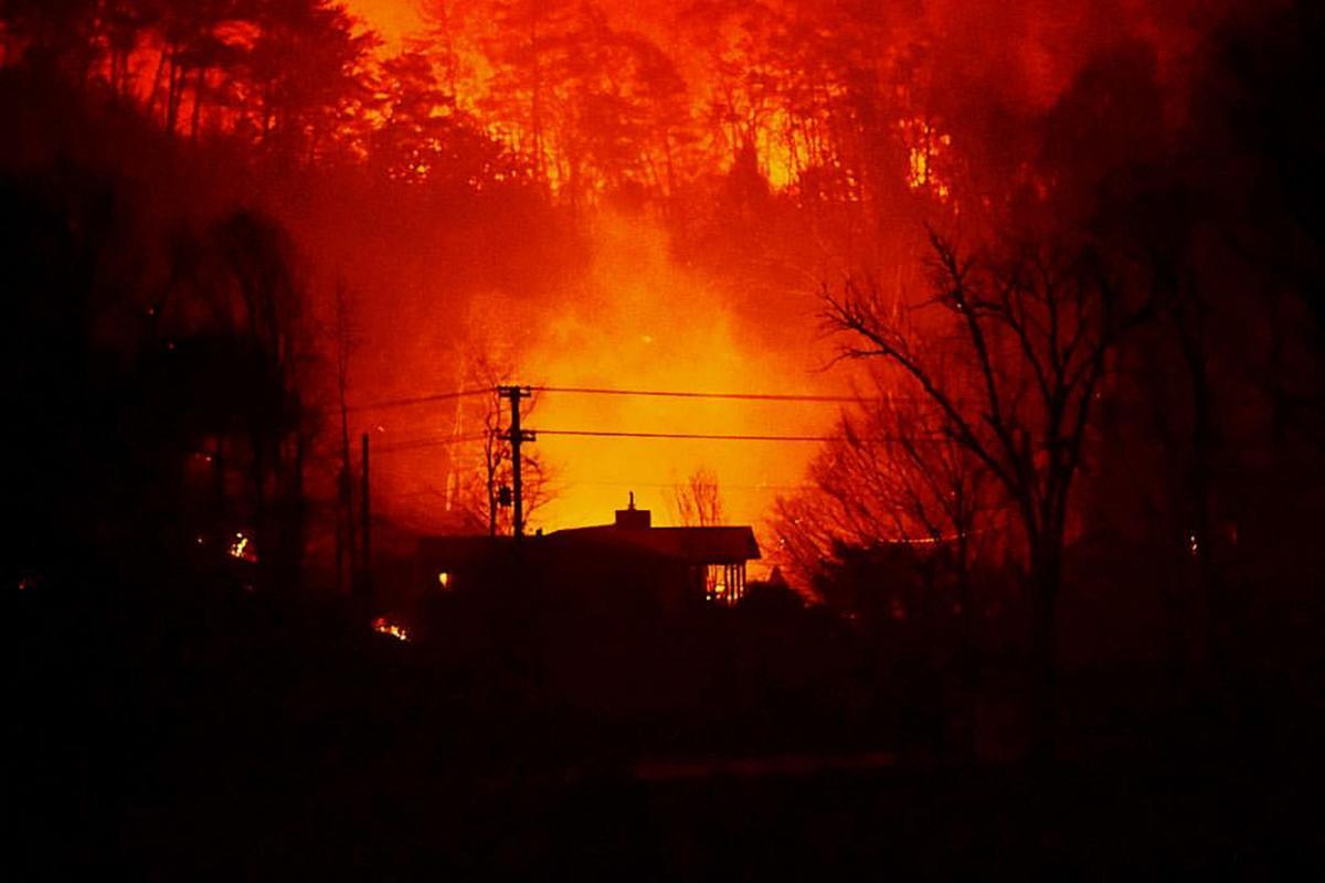 Greeneville Firefighters Respond To Gatlinburg Firestorm News