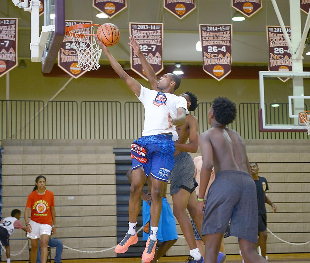 Former Ut Player Bobby Maze Hosts Elite Camp At Mc Sports