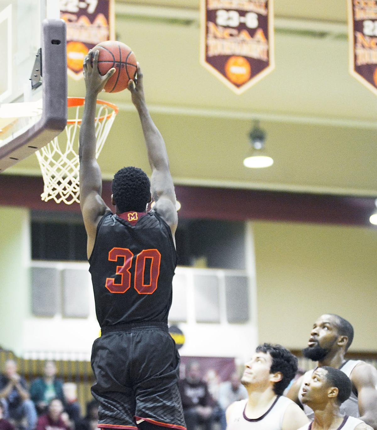 Shots Don T Fall For Maryville College In Season Opening Loss