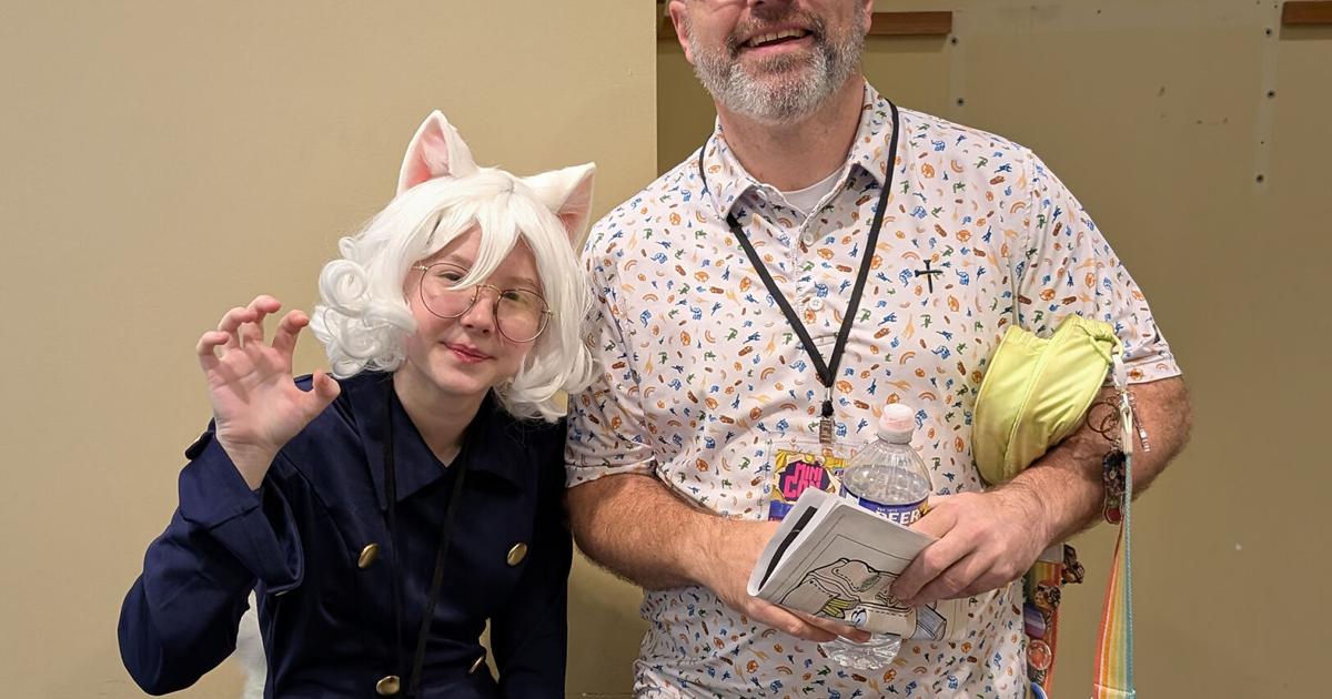 Library's MiniCon draws young crowd