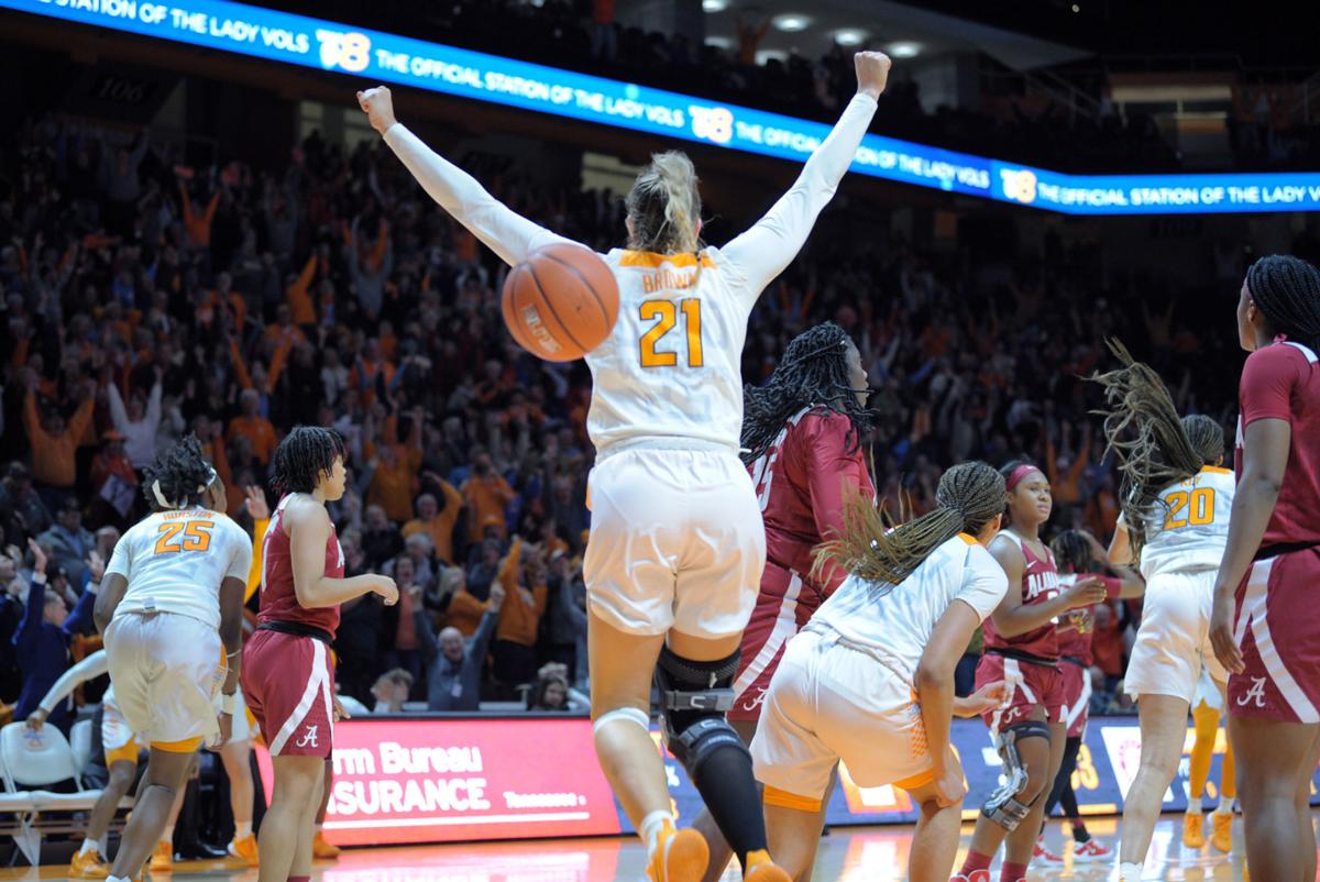 Rennia Davis Last Second 3 Pointer Lifts Lady Vols Over Alabama
