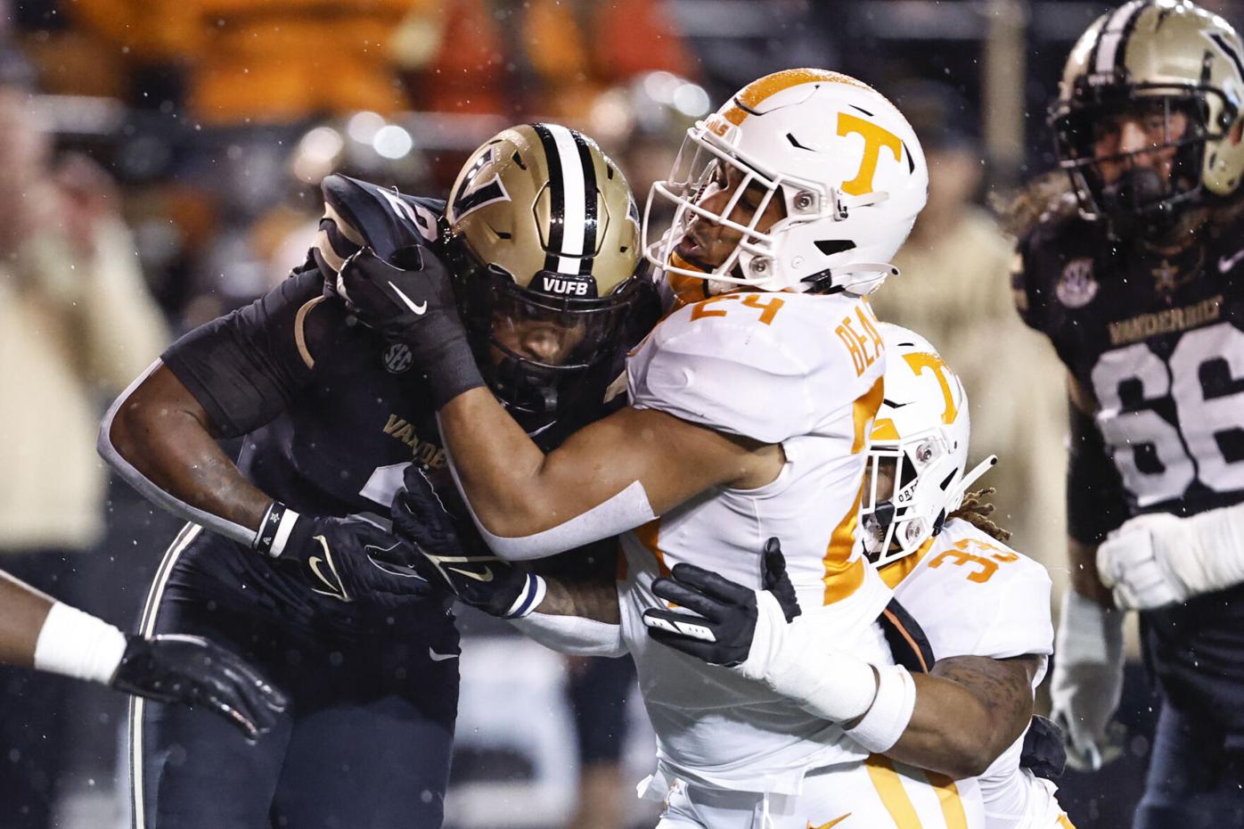 Jeremy Banks - Football - University of Tennessee Athletics