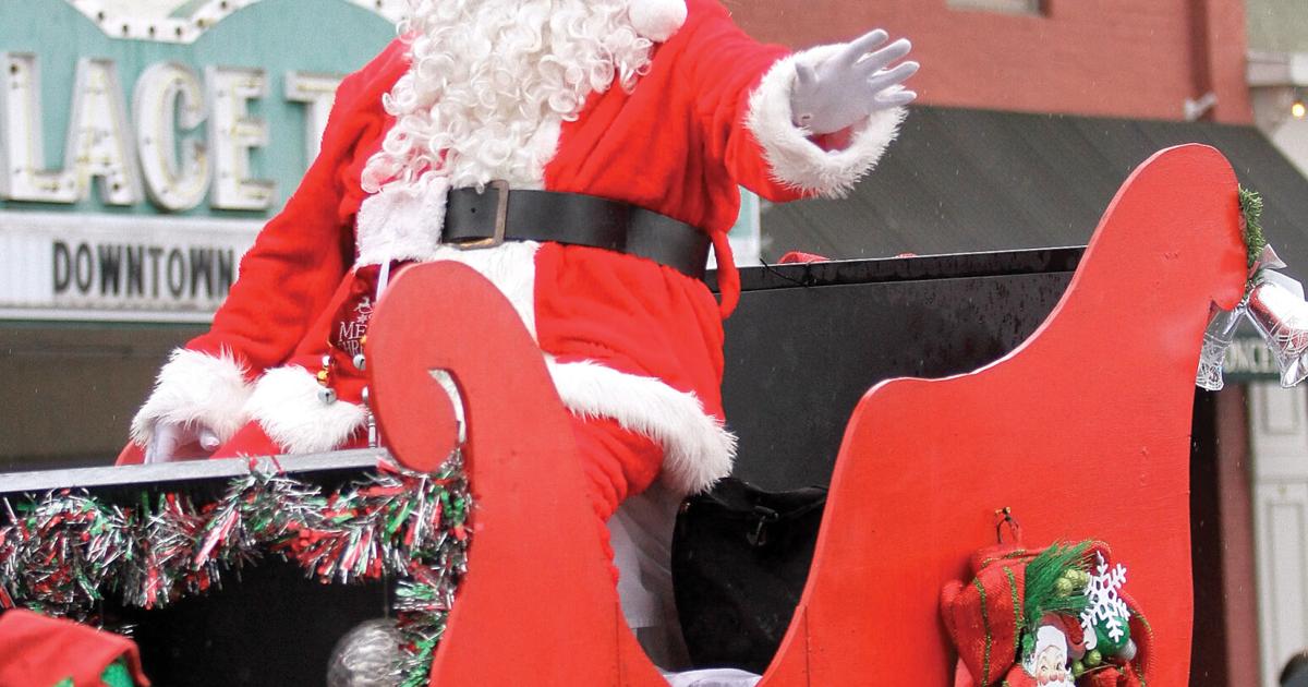 Drizzle doesn't dampen spirits at Blount County Jaycees' 2025 Christmas