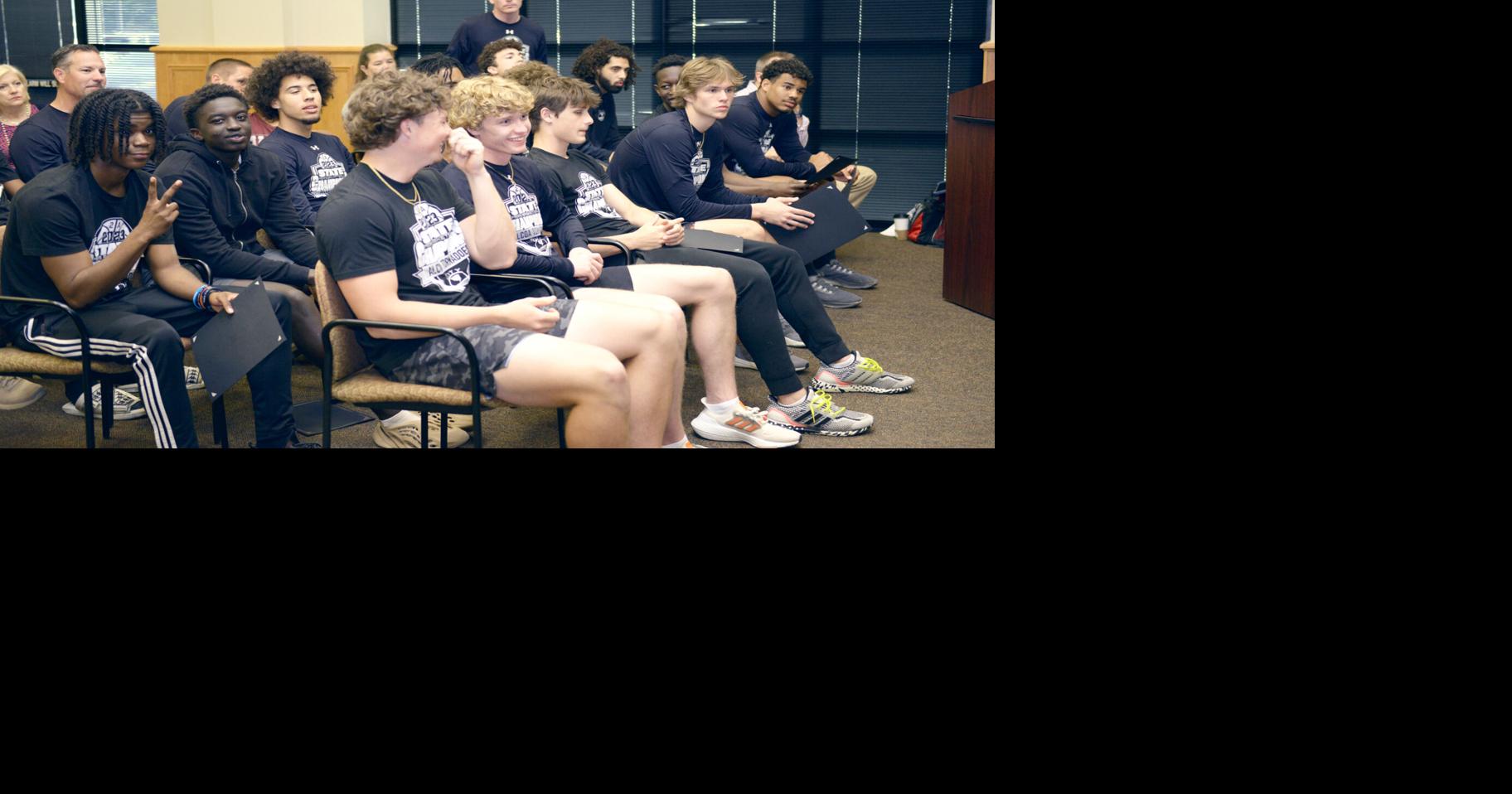 Alcoa High School boys basketball team honored for state championship ...