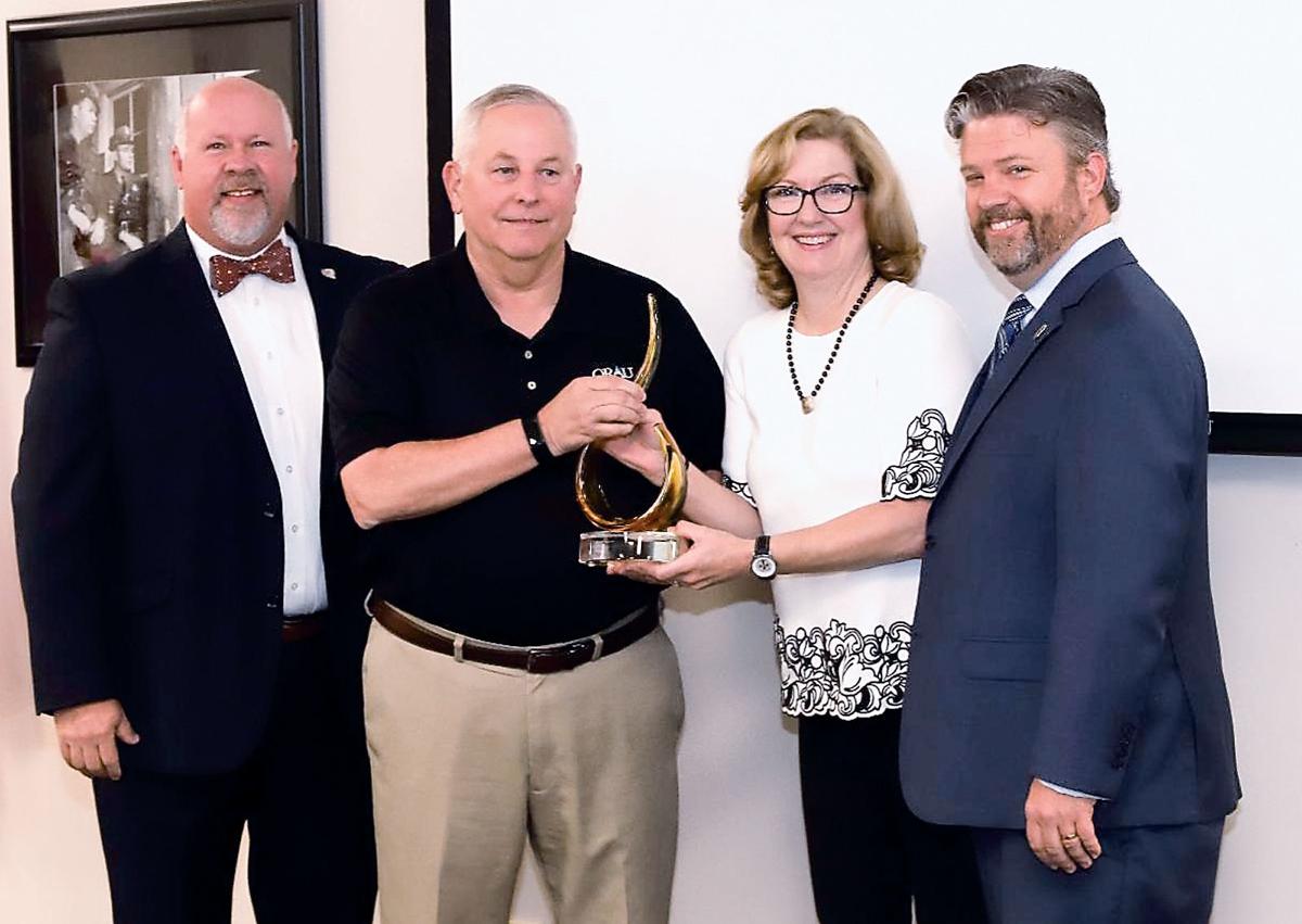 Oak Ridge Associated Universities receives the Regents Award for Excellence in Philanthropy