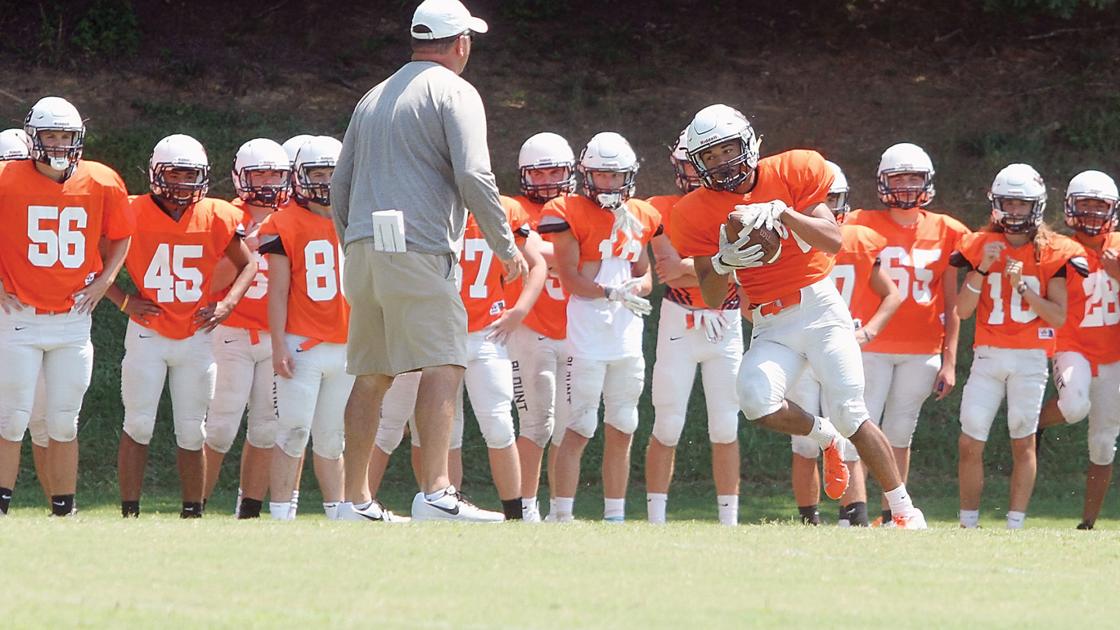 Local Coaches Weigh Tssaa S Options For Football Season Sports