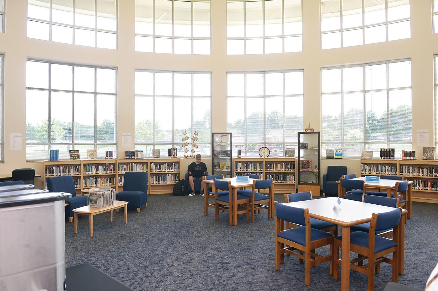 Pellissippi State Community College unveils William 'Ed' Harmon library