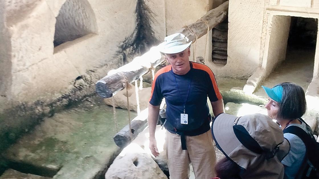 The story behind the story Ray Vander Laan bringing insight into