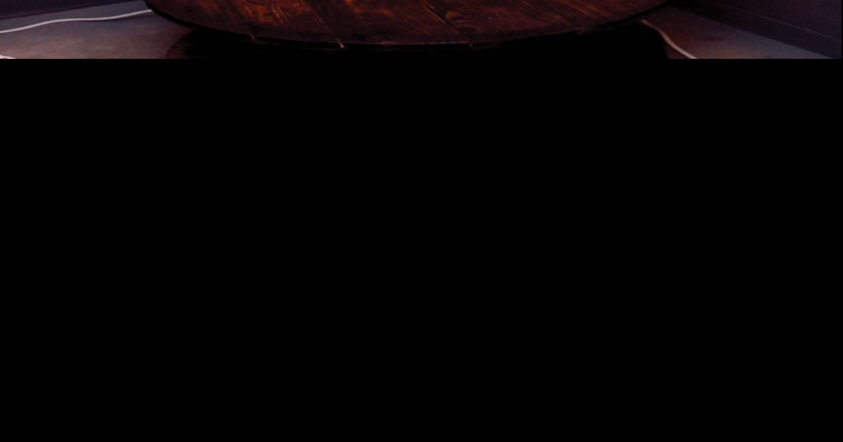 Wooden signs, rustic furniture for sale at My Country Cottage