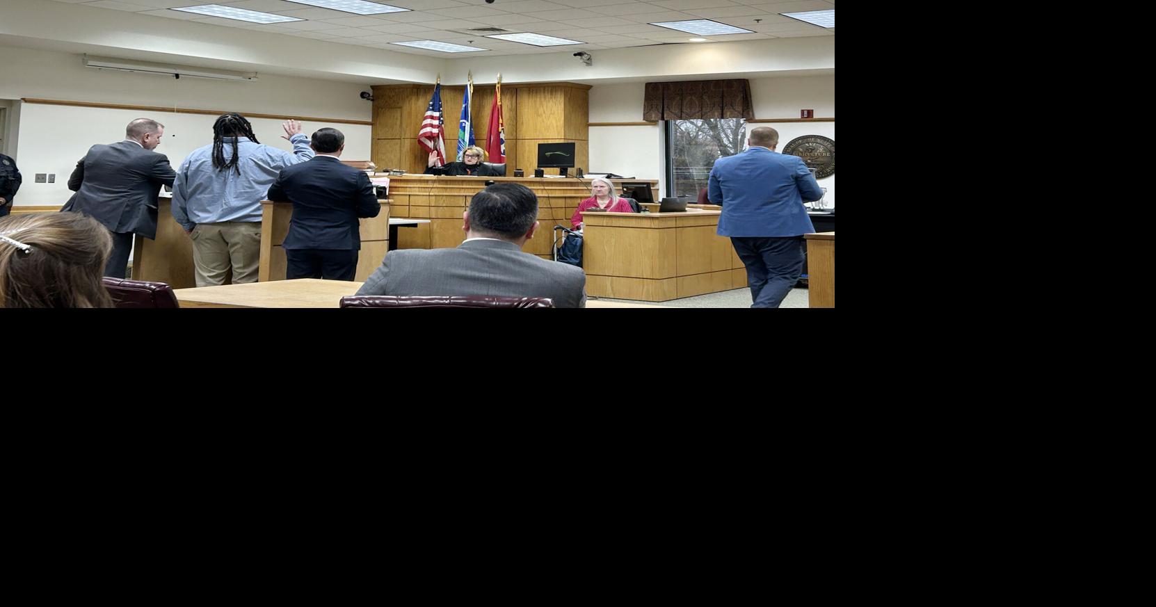 DeHart renews not guilty plea | News | thedailytimes.com