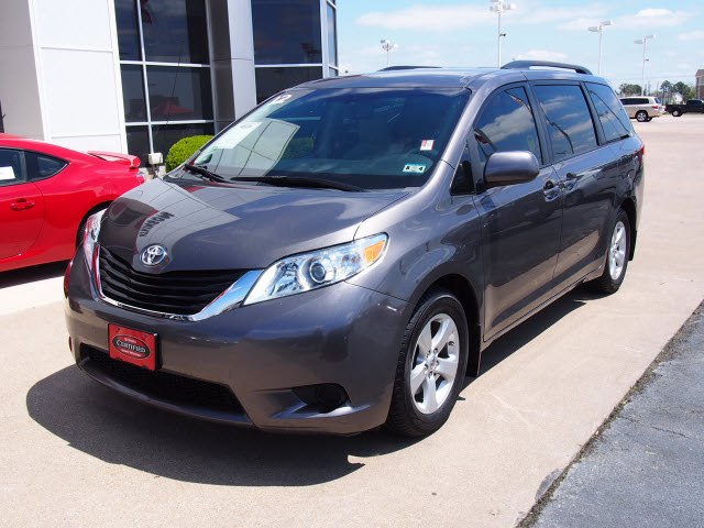 2011 Predawn Gray Mica Toyota Sienna | Vans | theeagle.com