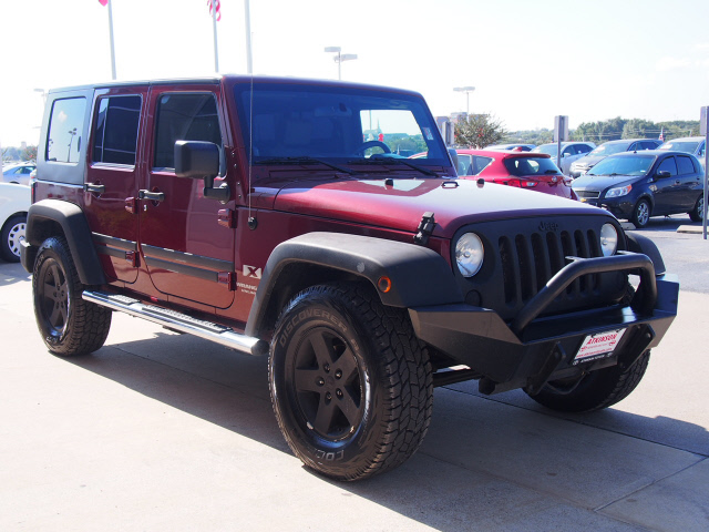 red rock crystal pearl jeep paint