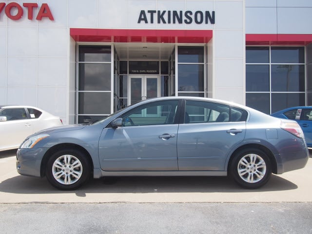 gray nissan altima 2012