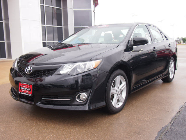 2014 Attitude Black Metallic Toyota Camry | Sedans | theeagle.com